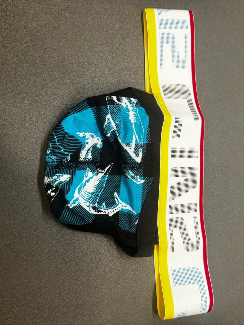 C-IN2 Screenshot Jock Shark print Small